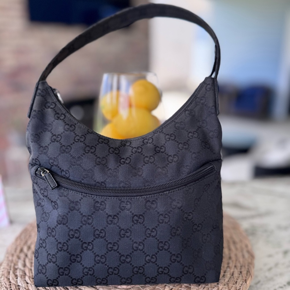 Gucci GG Canvas Black Shoulder Bag
Great  pre owned condition